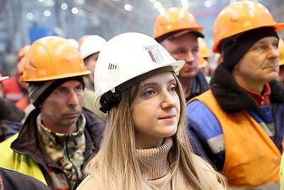 Кочанова ознакомилась с производством металлоконструкций в Новополоцке