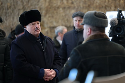 Лукашенко совершил рабочую поездку в Смолевичский район