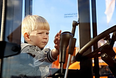 Масштабная выставка техники и множество развлечений. День машиностроителя празднуют в Бресте