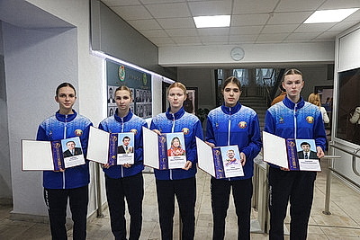 Новая традиция и стимул для молодежи. Бокий и Домрачева внесены в Книгу почета Минспорта