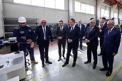 Сборочное производство лифтов \"Могилевлифтмаш\" официально открылось в Азербайджане