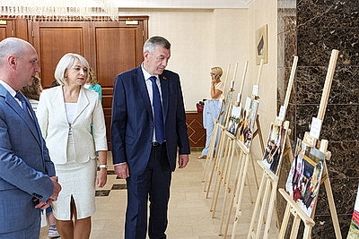 \"Выражение любви к родной земле\". Назаров о конкурсе фотографий среди организаций Управделами Президента