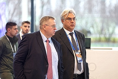 Биотехнологии, промышленность, экология. Премьер-министры стран ЕАЭС ознакомились с инновационными разработками в Москве