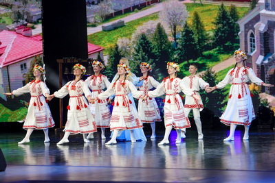 Караев - лауреатам конкурса \"Человек года\": ваш пример трудового подвига - ориентир для молодежи