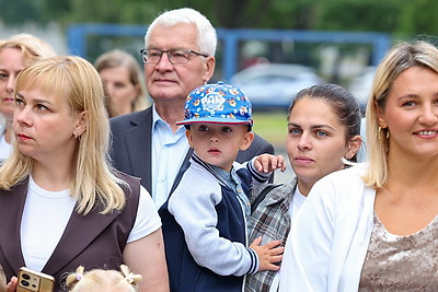 Патриотический клуб, физкультура, музыка, рисование. В Первомайском районе Минска открыли новый детсад