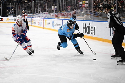 Минские динамовцы уступили СКА и прервали серию из девяти игр с набранными очками