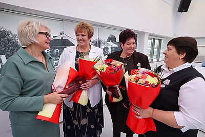 Передовикам аграрной отрасли Витебской области вручили награды за многолетний плодотворный труд