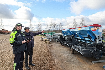 Рейдовая группа проверила предприятия АПК Лиозненского района
