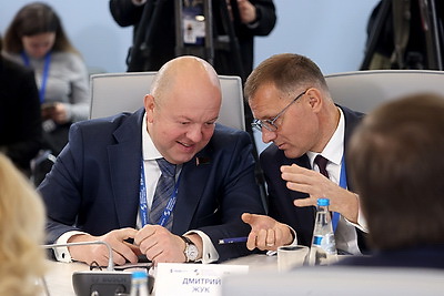 ЕЭФ: мероприятия деловой программы проходят на полях форума