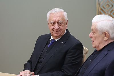 В Совете Республики состоялась встреча с советом старейшин