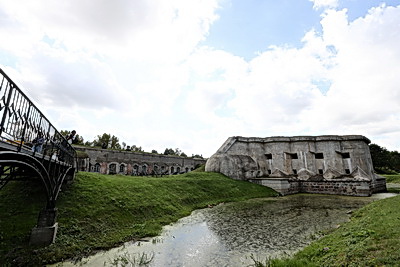 \"Мурашки бежали по телу\". Участники медиатура \"Дорогами Победы\" посетили Брестскую крепость