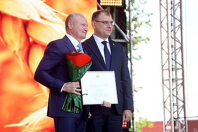 \"Дажынкi-2025\". Как в Заславле проходит областной праздник тружеников села