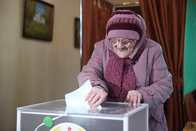 Досрочное голосование на выборах Президента продолжается в Беларуси