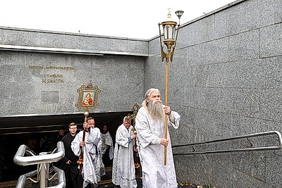 \"Это наша общая боль\". В Минске проходят памятные мероприятия к 26-й годовщине трагедии на Немиге