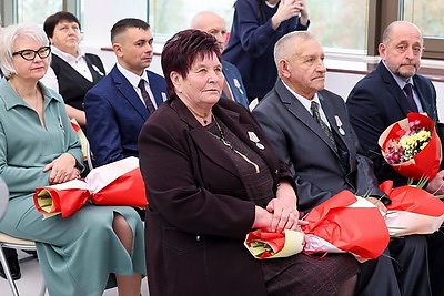 Передовикам аграрной отрасли Витебской области вручили награды за многолетний плодотворный труд