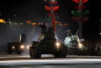 Генеральная репетиция военного парада к 80-летию Победы прошла у стелы \"Минск - город-герой\"
