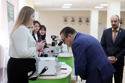 Здоровье, семья, труд на земле. О чем Перцов говорил со студентами гродненского аграрного вуза
