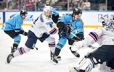 Хоккеисты \"Динамо\" прервали победную серию в матче против \"Лады\"