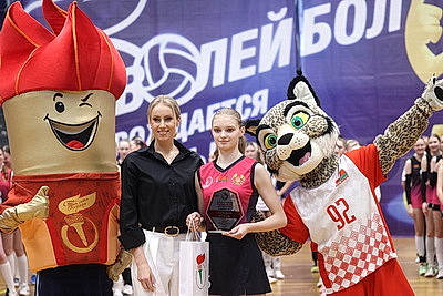 Команды из Минска и Гродно победили в финалах волейбольной лиги \"Мяч над сеткой\"