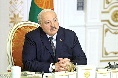 Лукашенко поручил определить механизмы контроля в сфере криптовалют