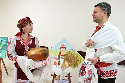 Их любовь - как воздух, как свет, как сама жизнь. Орден Матери вручили 14 жительницам Гомельской области