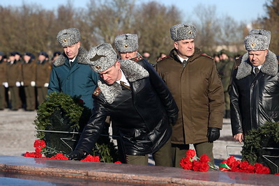Помня о подвиге. В Гродно почтили память участников ВОВ в преддверии 23 февраля