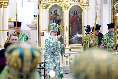 Патриарх Кирилл возглавил богослужение в Свято-Духовом кафедральном соборе Минска