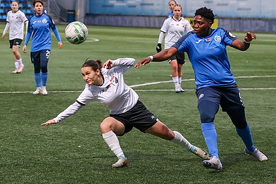 Футболистки \"Динамо-БГУФК\" в шестой раз стали чемпионками Беларуси