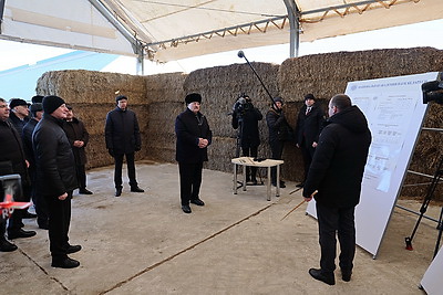 Лукашенко совершил рабочую поездку в Смолевичский район