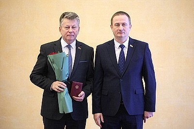 \"Сила Беларуси - в ее людях\". Турчин вручил госнаграды представителям различных сфер