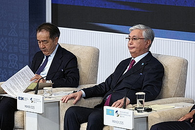 Лукашенко вместе с другими лидерами принял участие в ЕЭФ