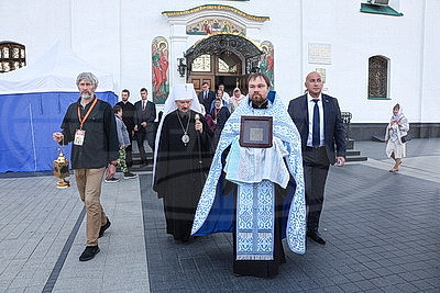 Научно-просветительская экспедиция \"Дорога к святыням\" стартовала в Минске Научно-просветительская экспедиция \"Дорога к святыням\" стартовала в Минске