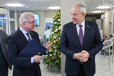 \"Здесь работают настоящие волшебники\". Сергеенко поздравил детей в РНПЦ травматологии и ортопедии