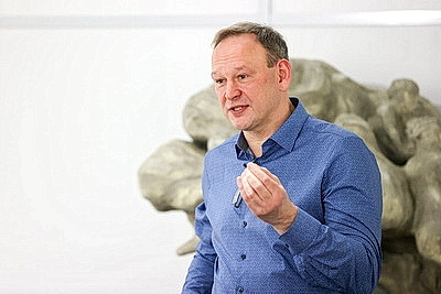 \"Этика фильмов должна сохраняться\". Режиссер из Индии о современном кинематографе