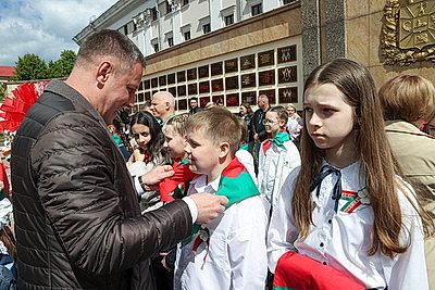 Крупко: когда видим наш флаг, слышим наш гимн, думаем о единстве народа и гордости за страну