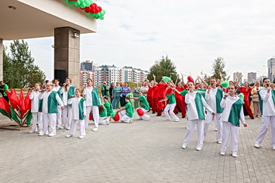Компактный и современный. Новый ФОК открыли в Минске