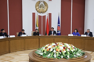 Рыженков отметил динамичное развитие отношений Беларуси и Мьянмы