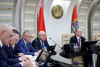 В Миноблисполкоме состоялось заседание делегатов ВНС от Минской области