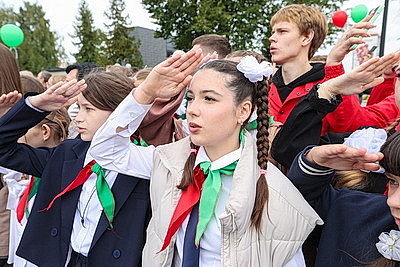В Орше в День народного единства открылась площадь Государственного флага