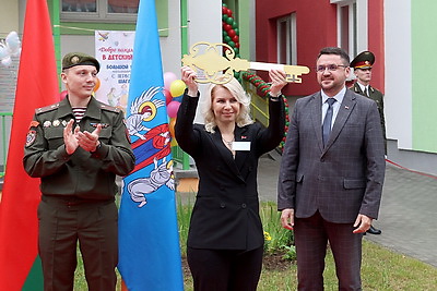 Патриотический клуб, физкультура, музыка, рисование. В Первомайском районе Минска открыли новый детсад