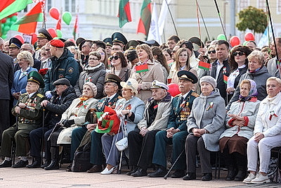 Парад, шествие \"Беларусь помнит\". Гродно празднует День Победы
