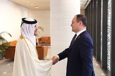Головченко встретился с премьер-министром Катара