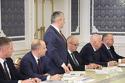 Лукашенко собрал совещание по развитию районов Припятского Полесья