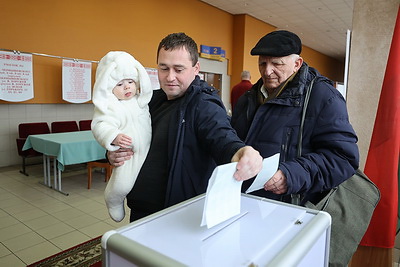 Досрочное голосование на выборах Президента продолжается в Беларуси