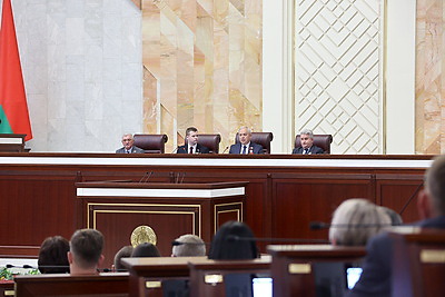 В Минске проходит первое заседание Молодежного совета при Палате представителей
