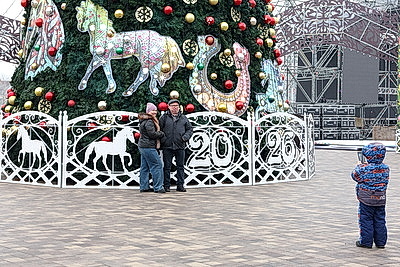 Зимняя сказка и вкусные угощения. Рождественская ярмарка открылась у Дворца спорта в Минске