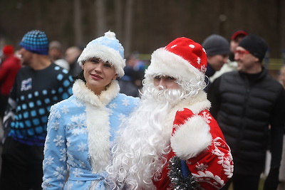 Более 400 любителей бега приняли участие в новогоднем \"Забеге трезвости\" 1 января в Гродно