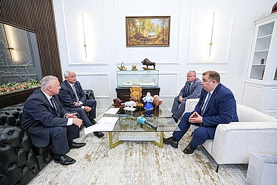 Пархомчик встретился с делегациями российских регионов