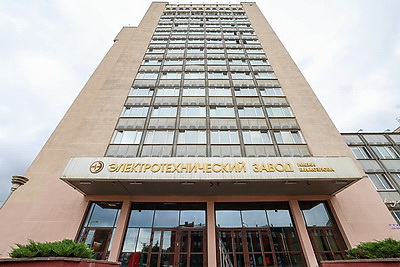 Новый опыт и проверка возможностей. Студотрядовцы работают на минских заводах