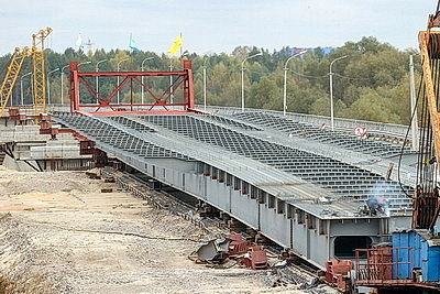 Новый мост через реку Сож возводят в Гомельской области